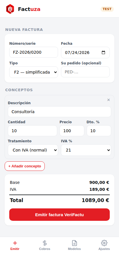 Pantalla de emisión de factura en Factuza con conceptos, tratamento de IVE e totais